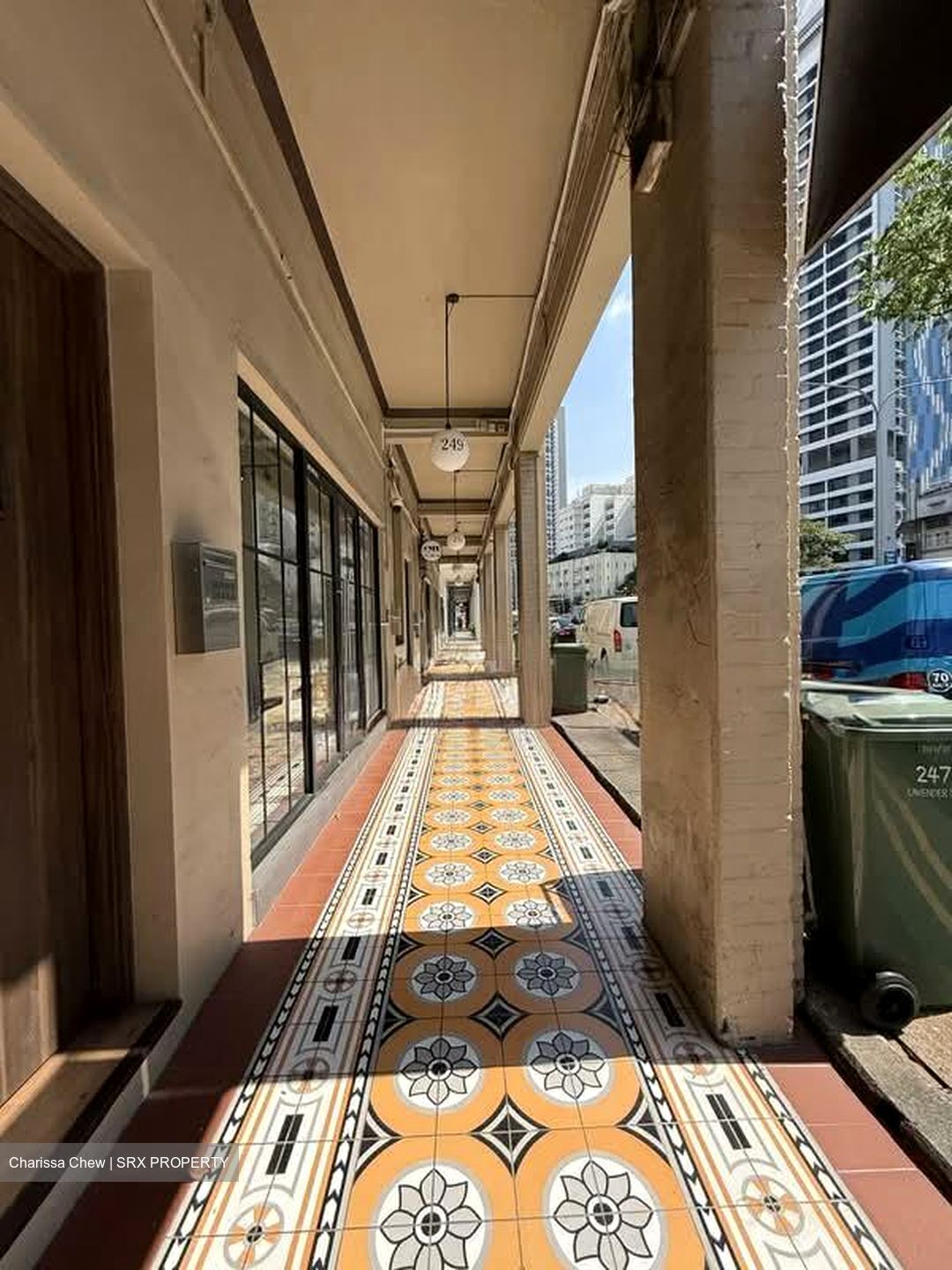 Lavender Street (D12), Retail #603571531
